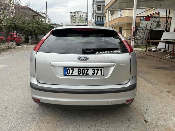 Sahibinden Ford Focus 1.6 TDCi Ghia 2006 Model  332.000 km Gri