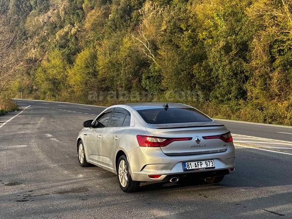 Sahibinden Renault Megane 1.5 dCi Touch 2017 Model Düzce 183000 km Gri