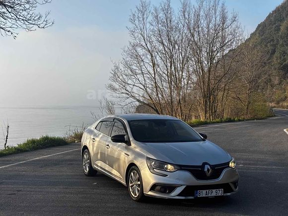 Sahibinden Renault Megane 1.5 dCi Touch 2017 Model Düzce 183000 km Gri