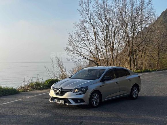 Sahibinden Renault Megane 1.5 dCi Touch 2017 Model Düzce 183000 km Gri