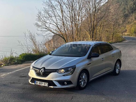 Sahibinden Renault Megane 1.5 dCi Touch 2017 Model Düzce 183000 km Gri