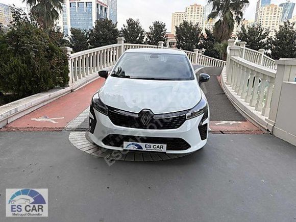 ESCAR METROPOL'DEN OTOMOTİK RENAULT CLİO 5