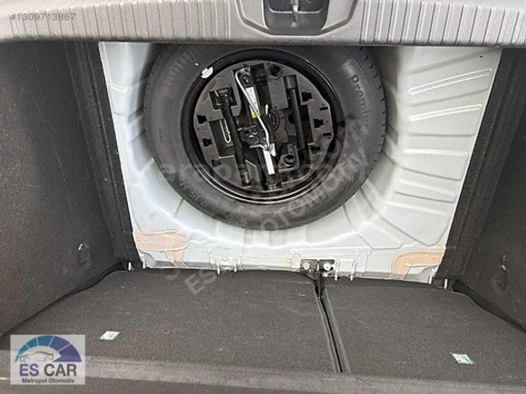 ESCAR METROPOL'DEN OTOMOTİK RENAULT CLİO 5