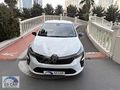 ESCAR METROPOL'DEN OTOMOTİK RENAULT CLİO 5