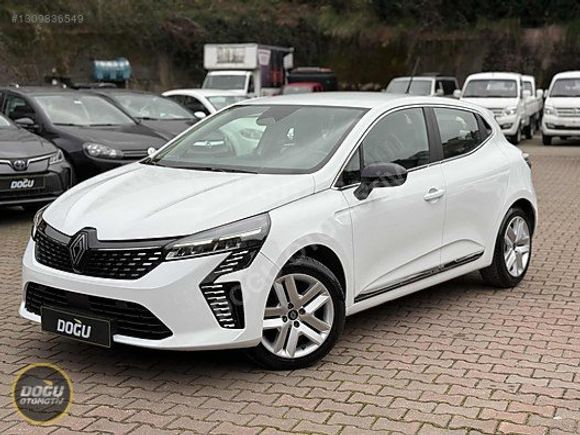 28.200 KM'de 2024 RENAULT CLİO 1.0 TCE EVOLUTION İLK ELDEN