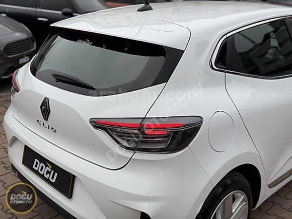 28.200 KM'de 2024 RENAULT CLİO 1.0 TCE EVOLUTION İLK ELDEN
