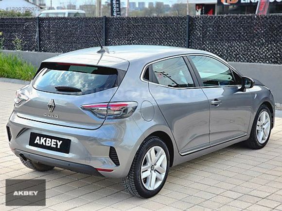 AKBEY - 2024 RENAULT CLİO EVOLUTİON PAKET GSR2 HATASIZ