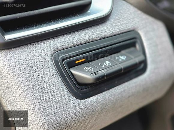 AKBEY - 2024 RENAULT CLİO EVOLUTİON PAKET GSR2 HATASIZ