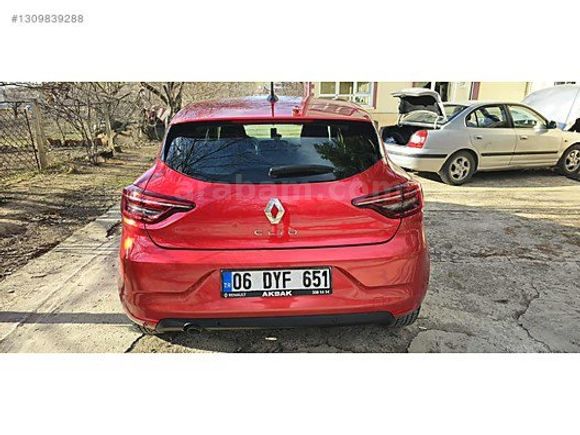 DÜŞÜK KM 2023 MODEL CLİO 1.0 TCE JOY OTOMATİK