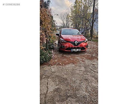 DÜŞÜK KM 2023 MODEL CLİO 1.0 TCE JOY OTOMATİK
