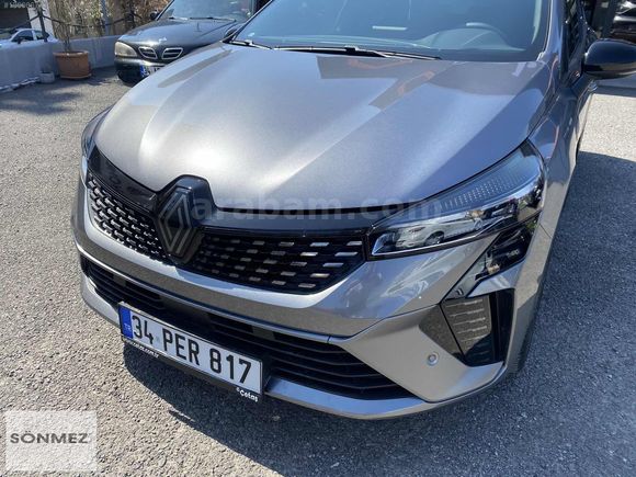 2025 RENAULT CLİO 1.0 TCE TECHNO ESPRİT ALPİLİNE HATASIZ BOYASIZ