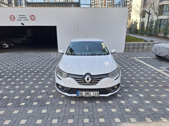 Acil İhtiyaçtan 2017 MEGANE 1.5 DCİ TOUCH PLUS OTOMATİK FULL
