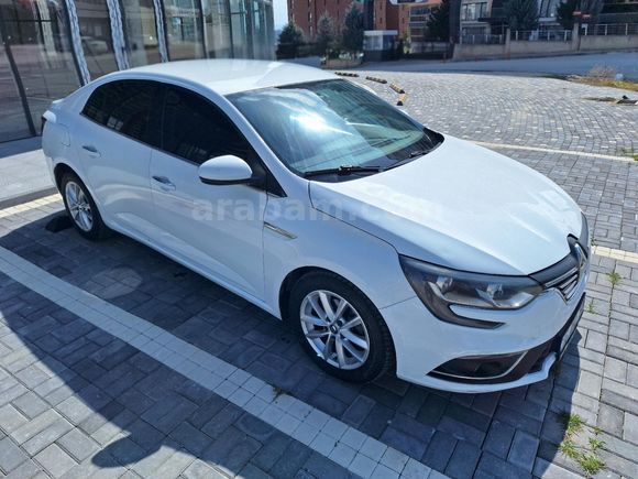 Acil İhtiyaçtan 2017 MEGANE 1.5 DCİ TOUCH PLUS OTOMATİK FULL