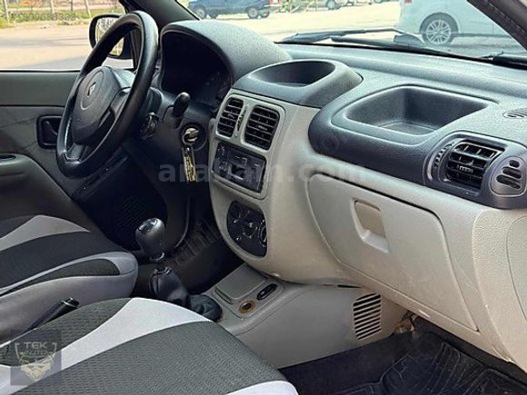 2004 MODEL CLİO 1.4 DÜŞÜK KM BENZİN & LPG