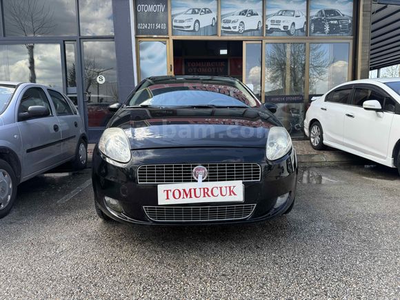 Galeriden Fiat Punto Grande 1.4 Fire Dynamic 2010 Model Bursa