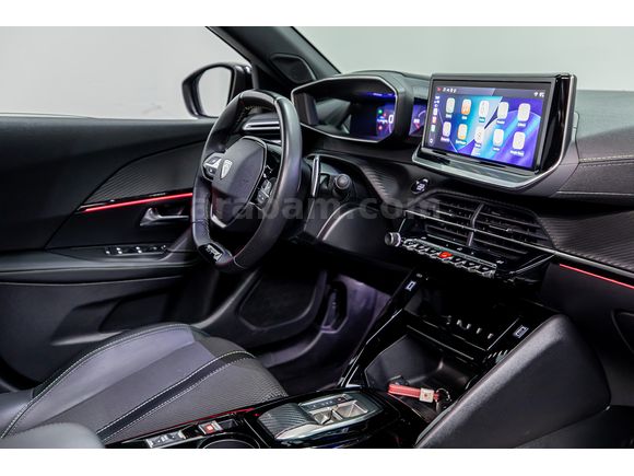 KOÇAK" Peugeot 2008 1.2 PureTech GT Cam Tavan/Geri Görüş