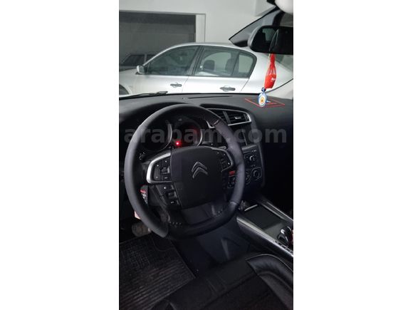 Sahibinden Citroen C4 1.6 e-HDi Exclusive 2012 Model