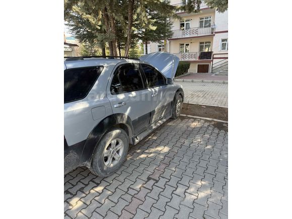 Sahibinden Kia Sorento 2.5 CRDi EX 2005 Model  360.000 km Mavi