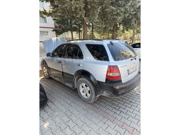 Sahibinden Kia Sorento 2.5 CRDi EX 2005 Model  360.000 km Mavi