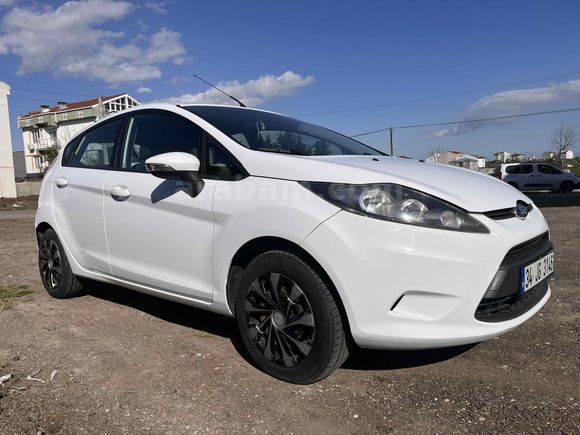Sahibinden Ford Fiesta 1.4 TDCi Trend 2012 Model 