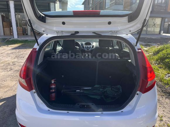 Sahibinden Ford Fiesta 1.4 TDCi Trend 2012 Model 