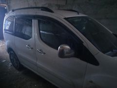 Sahibinden Citroen Berlingo 1.6 HDi Combi X 2015 Model  216 km Beyaz