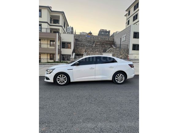 Sahibinden Renault Megane 1.5 dCi Touch 2017 Model 