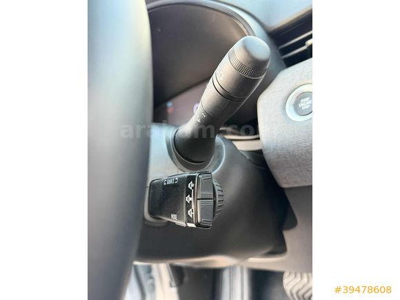 2024 çıkışlı CLİO YENİ KASA OTOMATİK 59BİN KM HATASIZ BOYASIZ