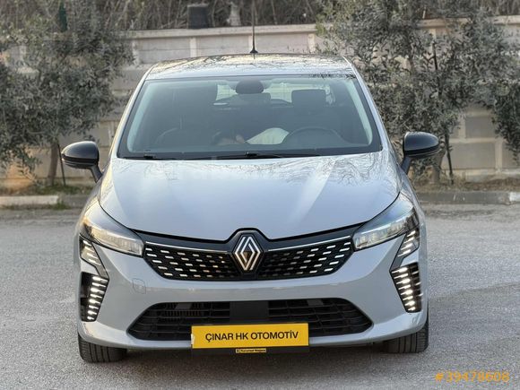 2024 çıkışlı CLİO YENİ KASA OTOMATİK 59BİN KM HATASIZ BOYASIZ