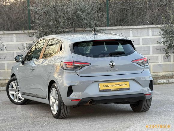 2024 çıkışlı CLİO YENİ KASA OTOMATİK 59BİN KM HATASIZ BOYASIZ
