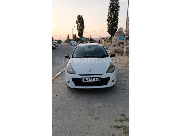 Sahibinden Renault Clio 1.5 dCi Executive 2011 Model