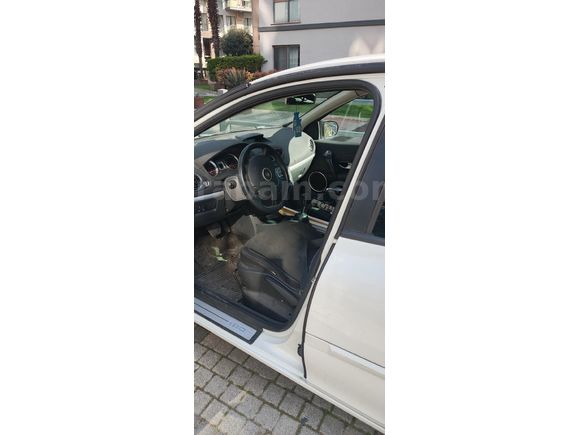 Sahibinden Renault Clio 1.5 dCi Executive 2011 Model