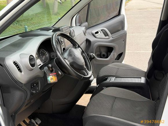 2017 PARTNER 1.6HDİ ZENİT CAM TAVANLI 165.000KM HATASIZ AYARINDA