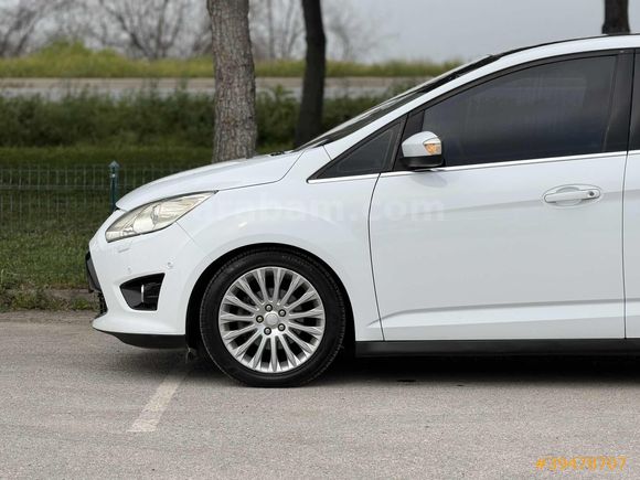 2013 C-MAX CAMTVN+ELKTRKLİ BGJ+SONY+AUTO PRK BOYSIZ