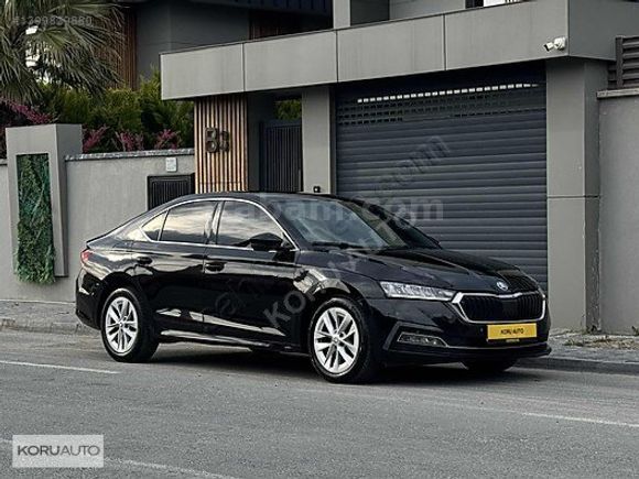 SKODA OCTAVİA 2021 138.000KM PREMİUM/HAYALET/LED/KEYLES/AMBİYANS