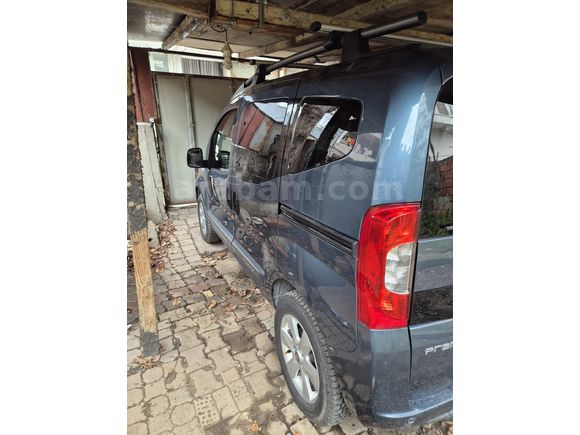 Sahibinden Fiat Fiorino Combi 1.4 Fire Premio 2024 Model