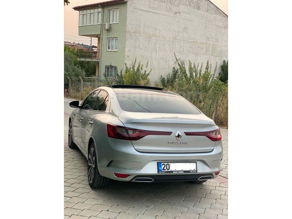 Sahibinden Renault Megane 1.3 TCe Icon 2024 Model 