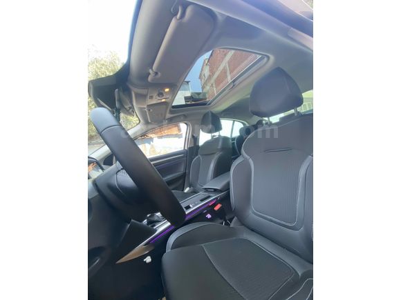Sahibinden Renault Megane 1.3 TCe Icon 2024 Model 