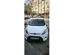 Sahibinden Ford Fiesta 1.4 TDCi My 2011 Model  245.000 km Beyaz