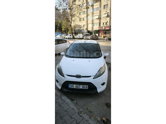 Sahibinden Ford Fiesta 1.4 TDCi My 2011 Model  245.000 km Beyaz