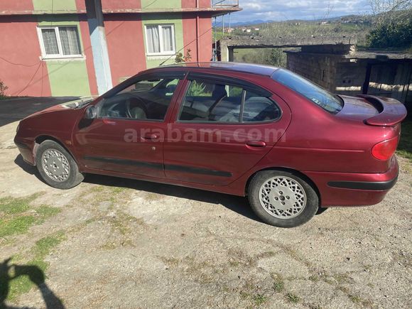 Sahibinden Renault Megane 1.9 DTi RTE 2001 Model 