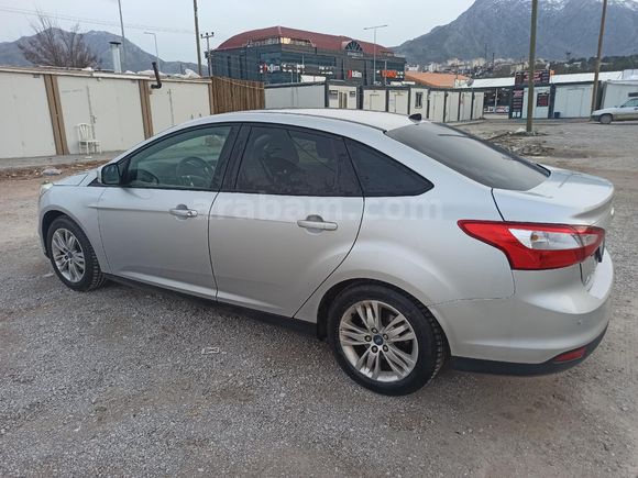 Sahibinden Ford Focus 1.6 Ti-VCT Trend X 2012 Model