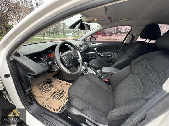 2011 MODEL 1.6 e-HDI· OTOMATİK C5
