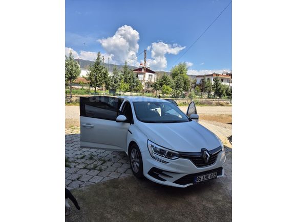 SAHİBİNDEN ORJİNAL 28.200 KM MEGANE JOY COMFORT HATASIZ BOYASIZ TRAMERSİZ