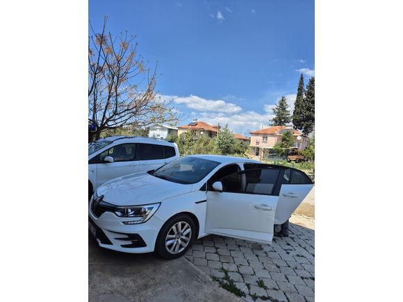 SAHİBİNDEN ORJİNAL 28.200 KM MEGANE JOY COMFORT HATASIZ BOYASIZ TRAMERSİZ