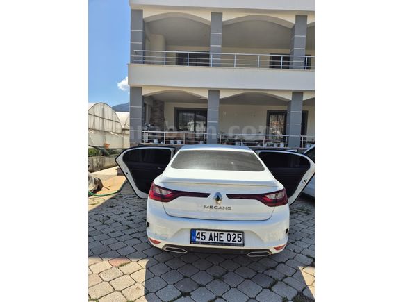 SAHİBİNDEN ORJİNAL 28.200 KM MEGANE JOY COMFORT HATASIZ BOYASIZ TRAMERSİZ