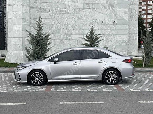 2022 MODEL HATASIZ BOYASIZ 22 BİN KM 1.5 VİSİON OTOMATİK