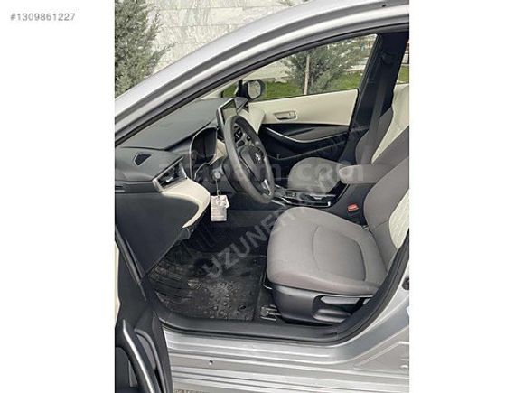 2022 MODEL HATASIZ BOYASIZ 22 BİN KM 1.5 VİSİON OTOMATİK