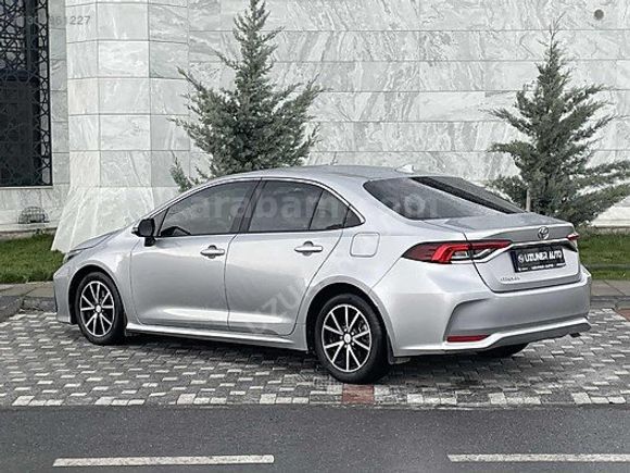 2022 MODEL HATASIZ BOYASIZ 22 BİN KM 1.5 VİSİON OTOMATİK