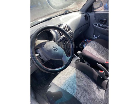 Sahibinden Hyundai Accent 1.5 GLS 2001 Model 